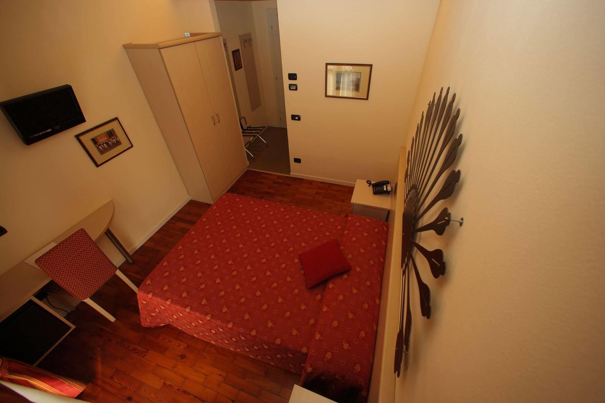 Hotel Fioroni
